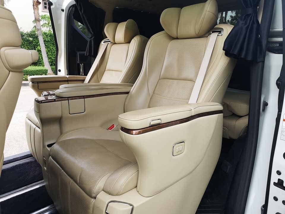 Toyota Alphard ปี 2016 สีขาว (รูปที่ 12)