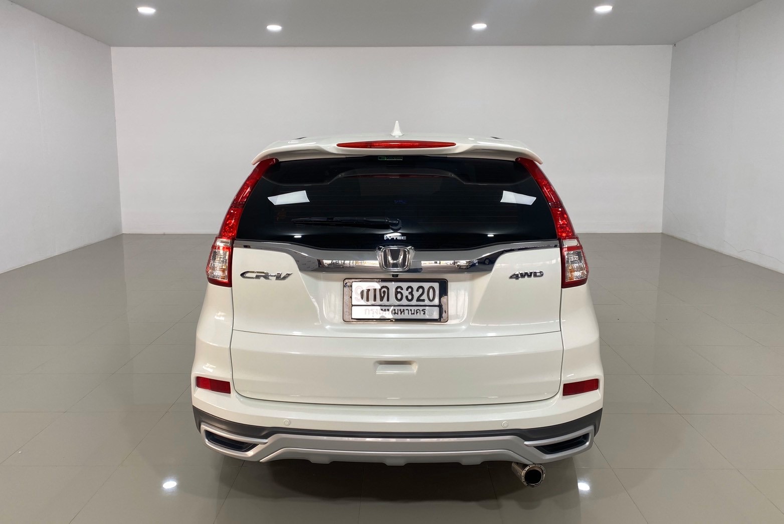 Honda CR-V ปี 2015 สีขาว (รูปที่ 9)