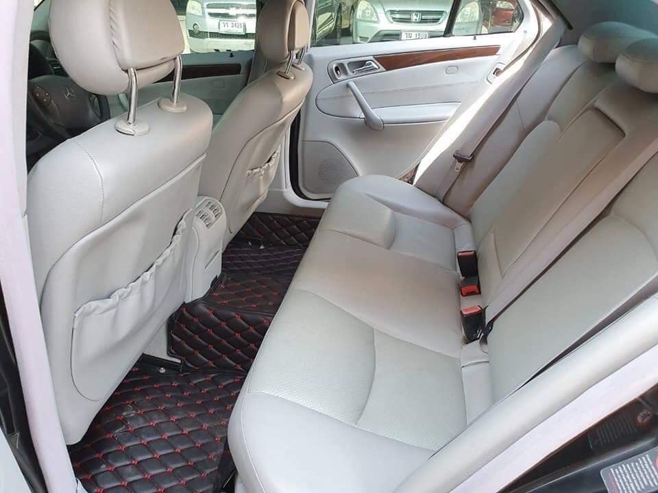 Mercedes-Benz C-Class W203 C180 สีดำ (รูปที่ 11)