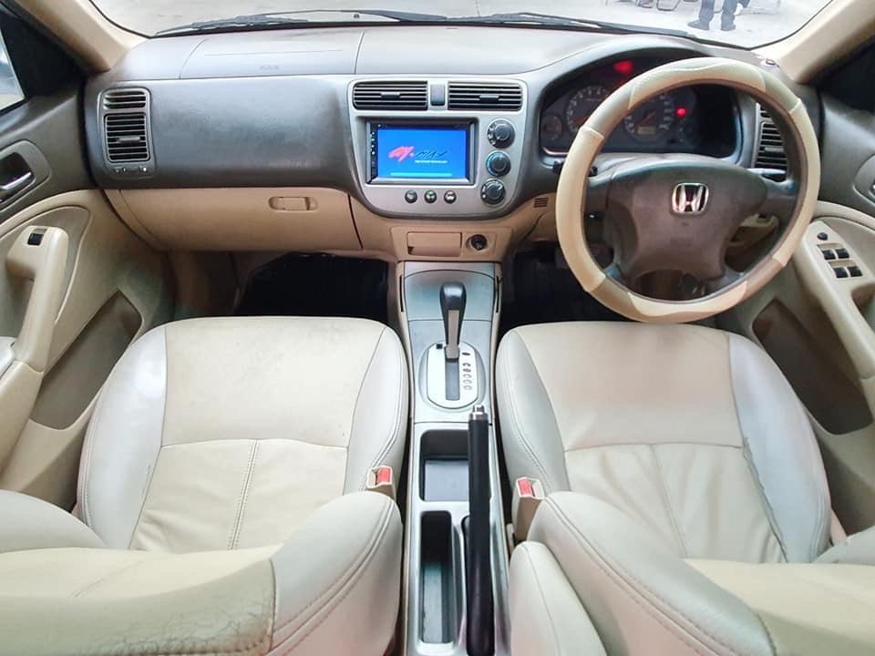 Honda Civic ES (Dimension) โฉม ตาเหยี่ยว ปี 2004 สีเงิน (รูปที่ 5)