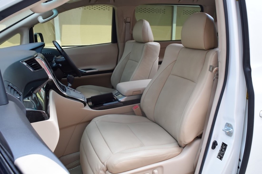 Toyota Alphard ปี 2013 สีขาว (รูปที่ 8)