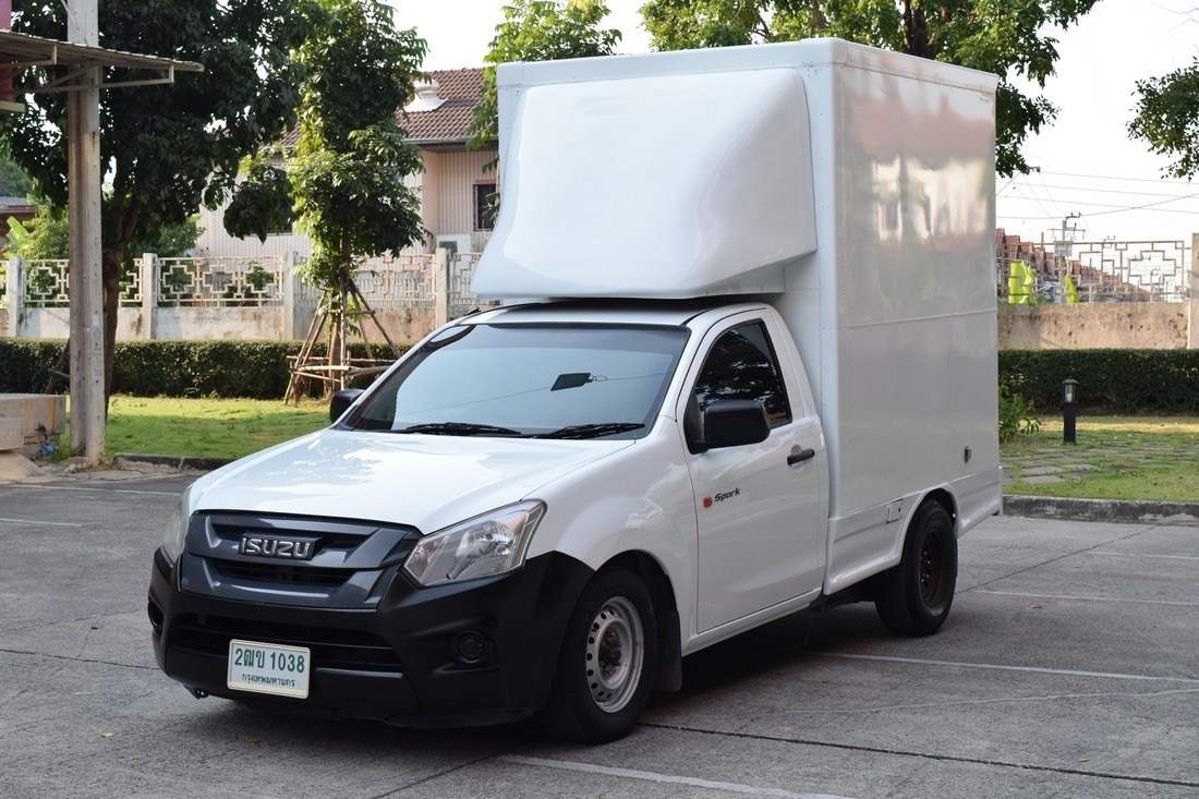 Isuzu D-Max Spark ปี 2017 สีขาว (รูปที่ 2)