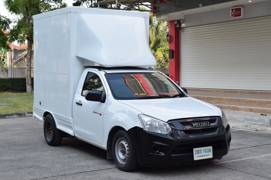 Isuzu D-Max Spark ปี 2017 สีขาว