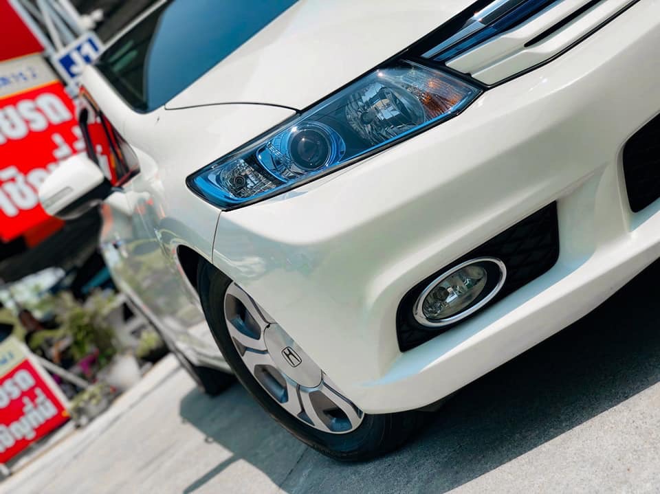 Honda Civic FB ปี 2012 สีขาว (รูปที่ 3)
