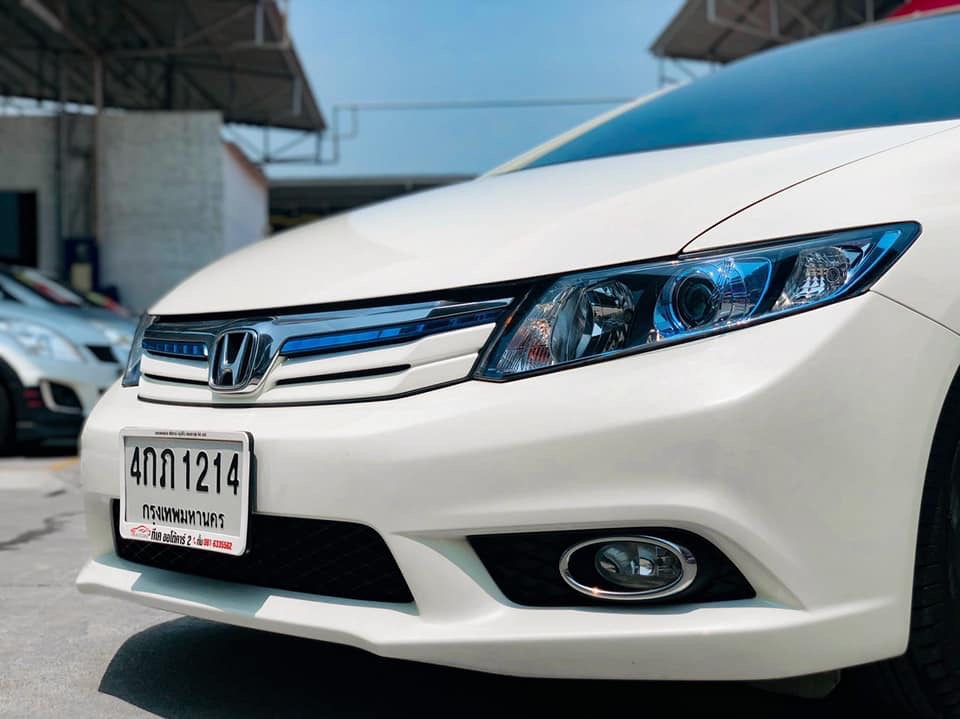 Honda Civic FB ปี 2012 สีขาว (รูปที่ 4)