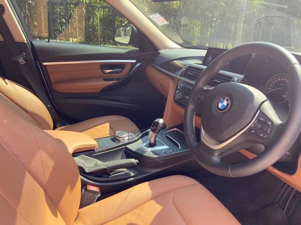 BMW 3 Series F30 320i ปี 2016 สีขาว (รูปที่ 8)
