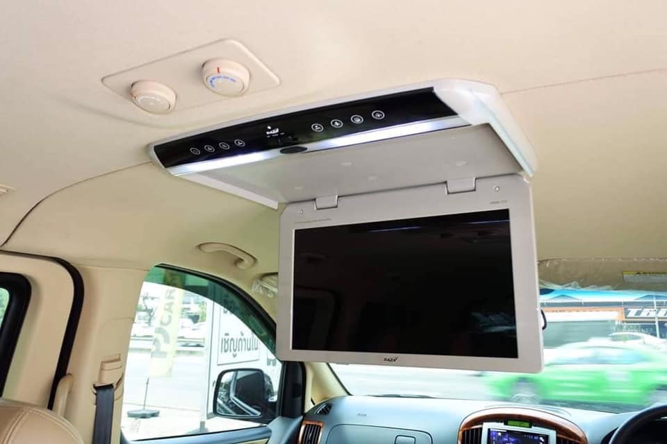 Hyundai H-1 ปี 2015 สีดำ (รูปที่ 11)