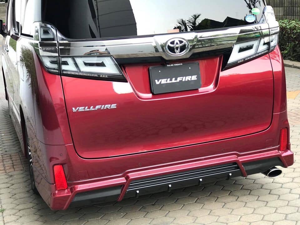 Toyota Vellfire ปี 2018 สีแดง (รูปที่ 7)