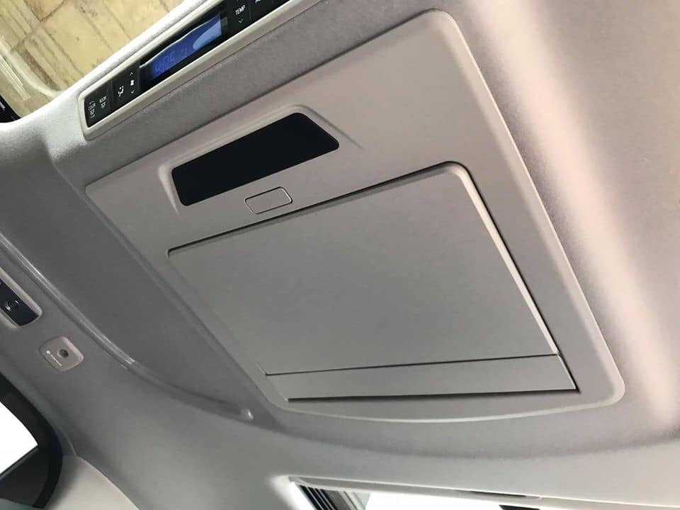 Toyota Vellfire ปี 2018 สีแดง (รูปที่ 18)