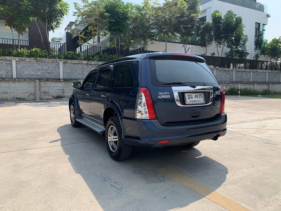 Isuzu MU-7 ปี 2010 สีน้ำเงิน (รูปที่ 18)