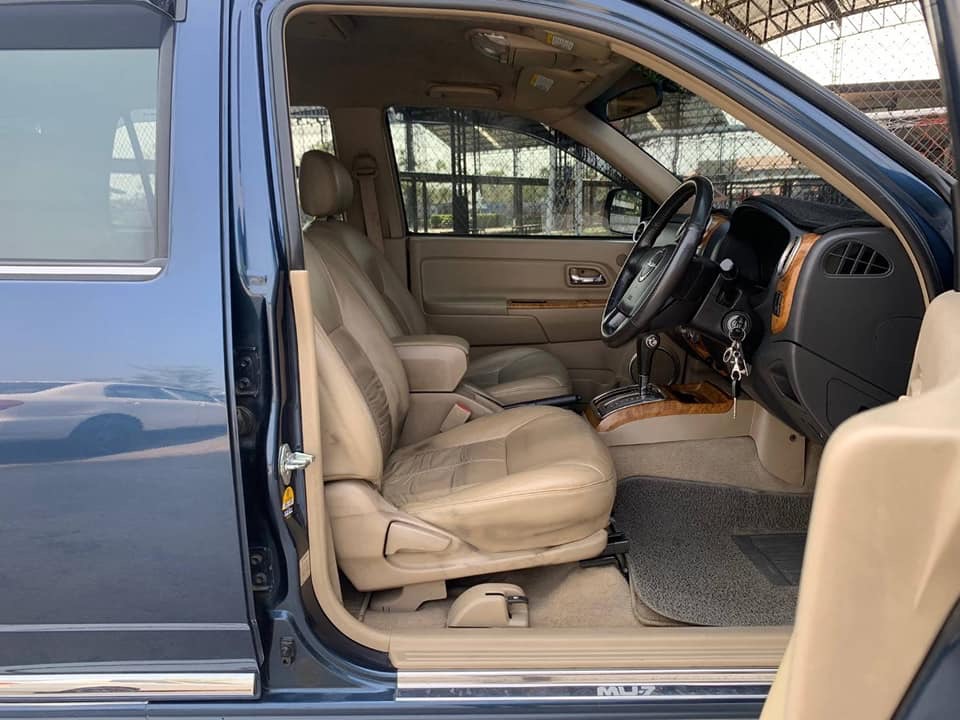 Isuzu MU-7 ปี 2010 สีน้ำเงิน (รูปที่ 5)