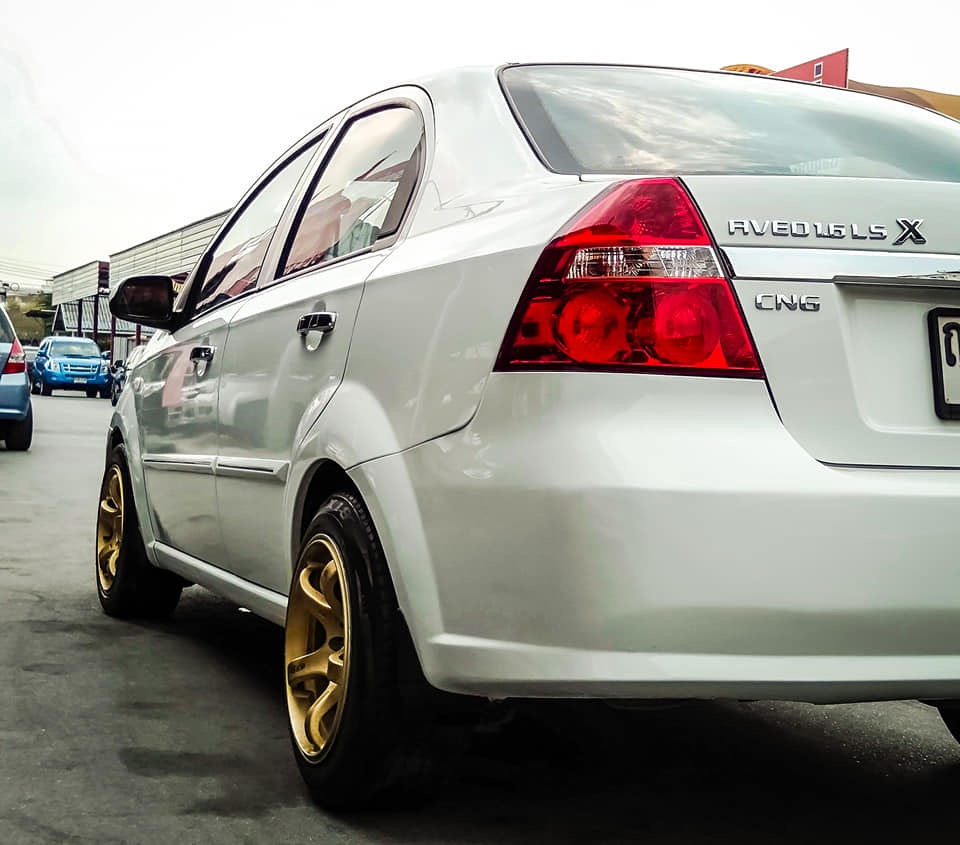 Chevrolet Aveo ปี 2011 สีขาว (รูปที่ 2)