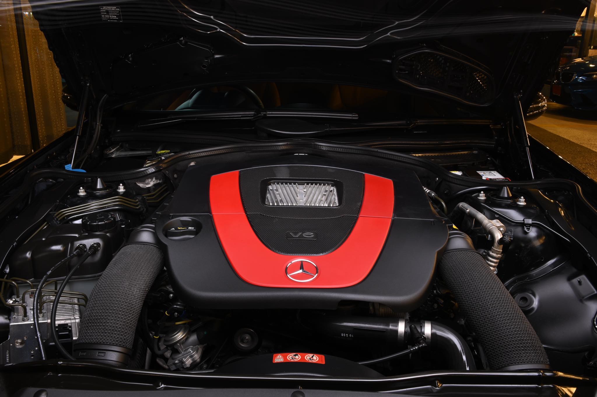 Mercedes-Benz SL-Class R230 ปี 2008 สีดำ (รูปที่ 4)
