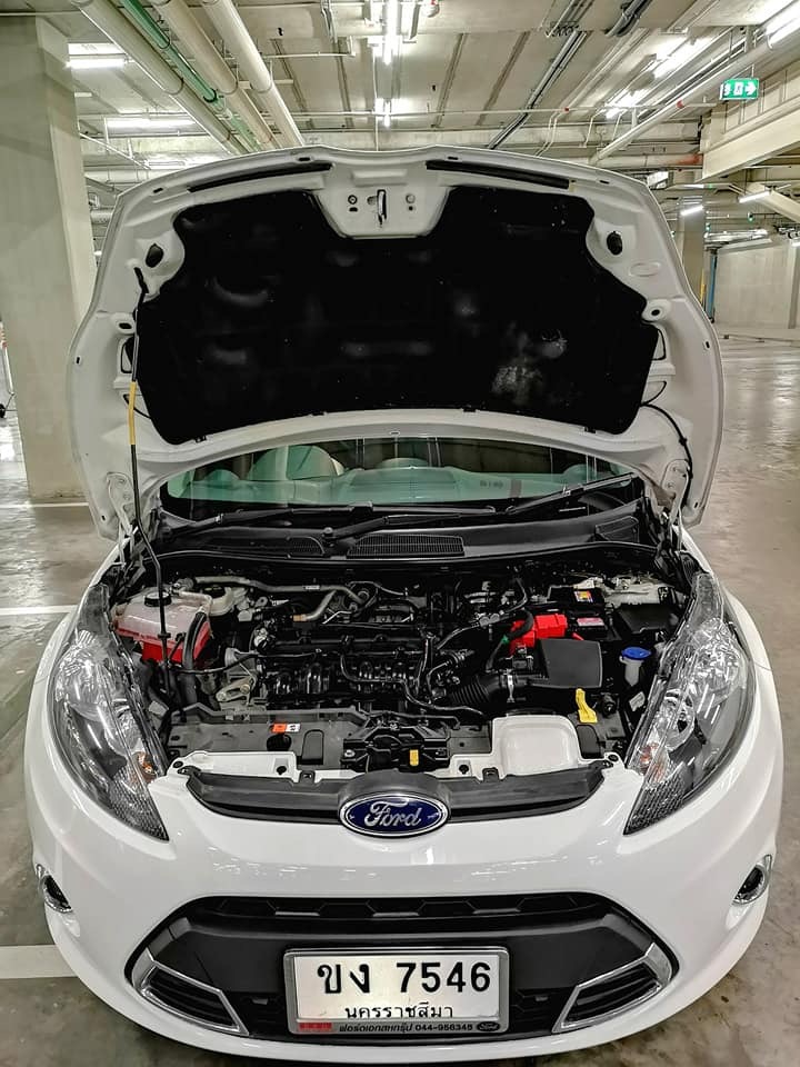 Ford Fiesta ปี 2013 สีขาว (รูปที่ 9)