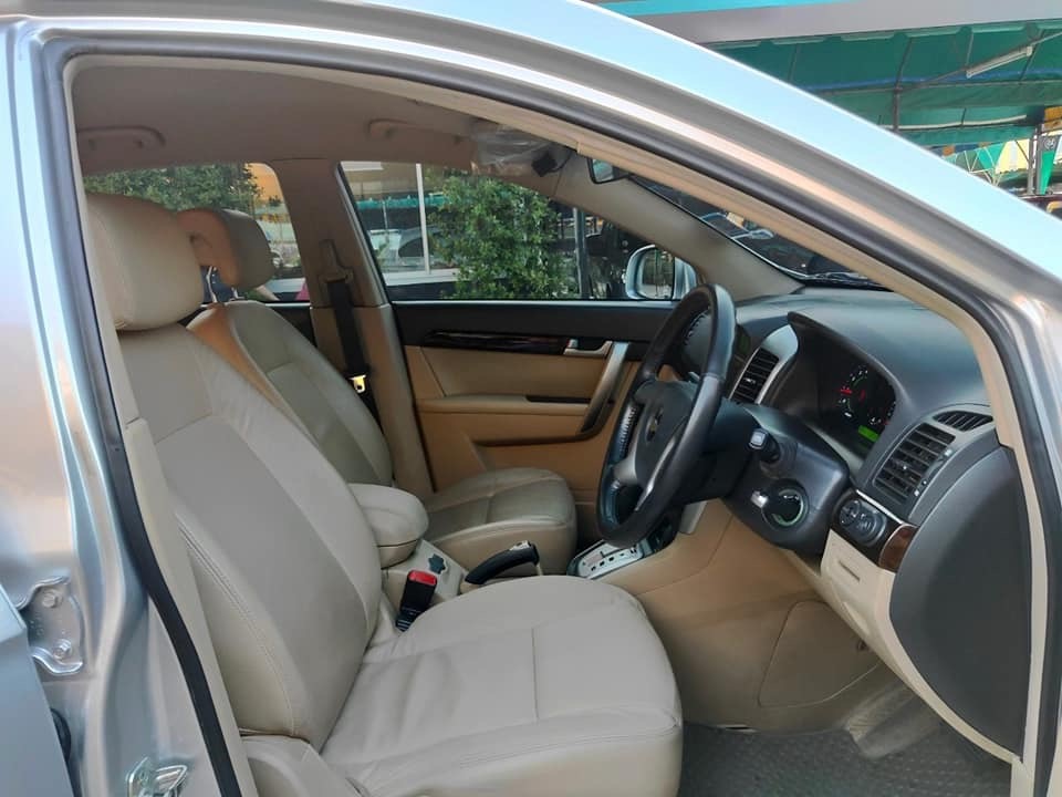 Chevrolet Captiva ปี 2010 สีเทา (รูปที่ 7)