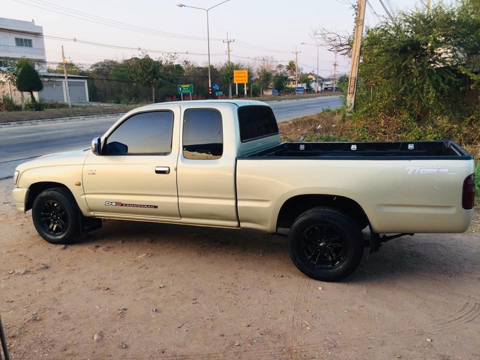 Toyota Hilux Tiger Extra cab ปี 2002 สีทอง (รูปที่ 5)