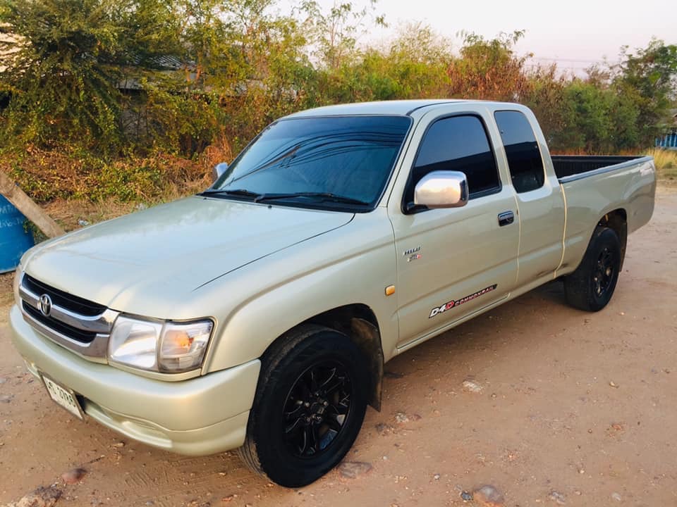 Toyota Hilux Tiger Extra cab ปี 2002 สีทอง