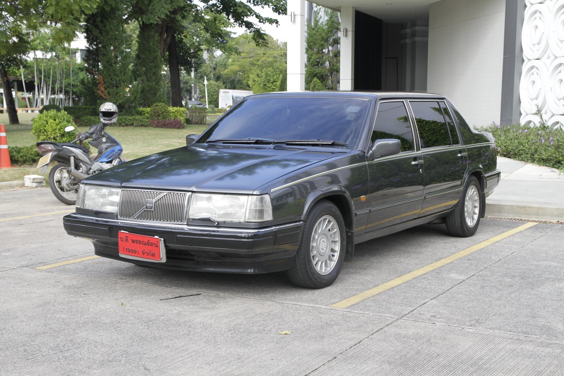 Volvo 960 (S90, V90) ปี 1992 สีน้ำตาล (รูปที่ 2)