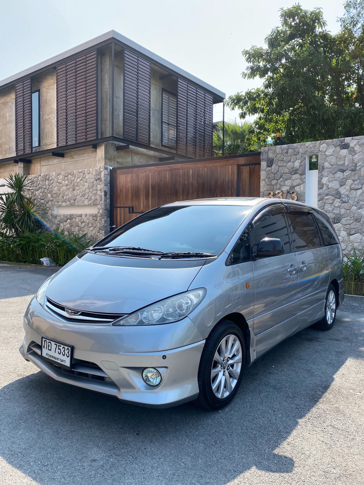 Toyota Estima ปี 2001 สีเงิน