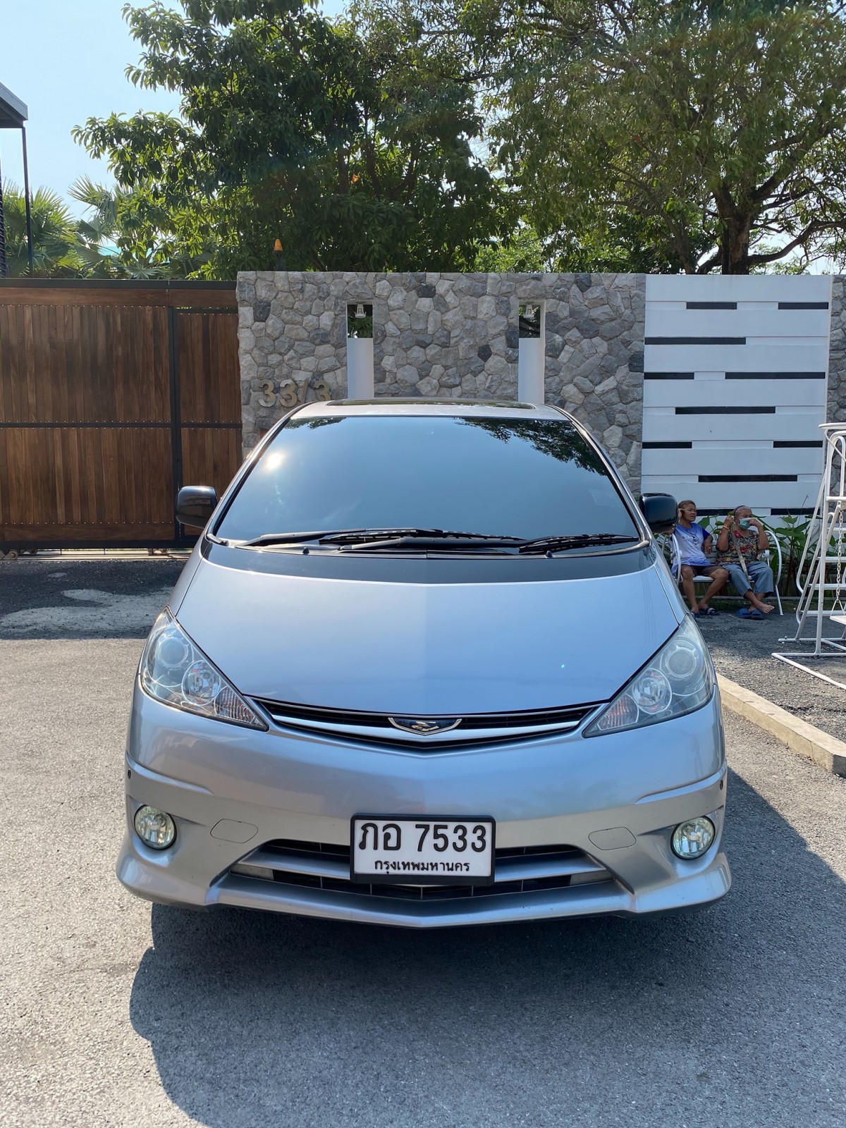 Toyota Estima ปี 2001 สีเงิน (รูปที่ 2)