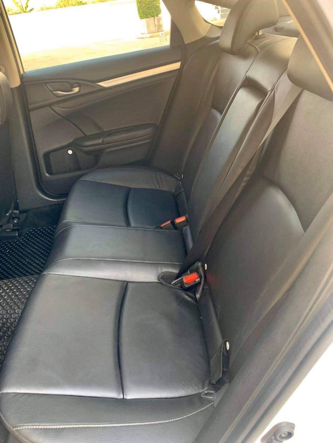 Honda Civic Sedan ปี 2018 สีขาว (รูปที่ 8)