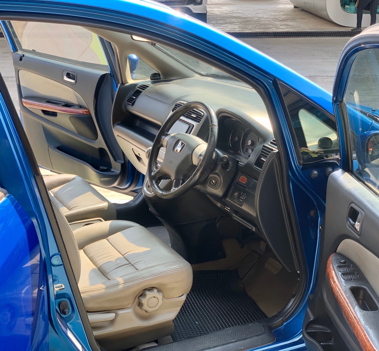 Honda Stream ปี 2005 สีน้ำเงิน (รูปที่ 12)