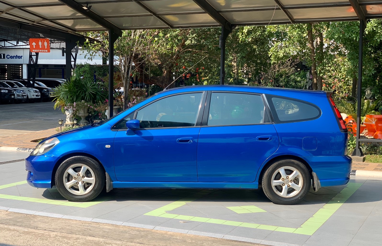 Honda Stream ปี 2005 สีน้ำเงิน (รูปที่ 6)