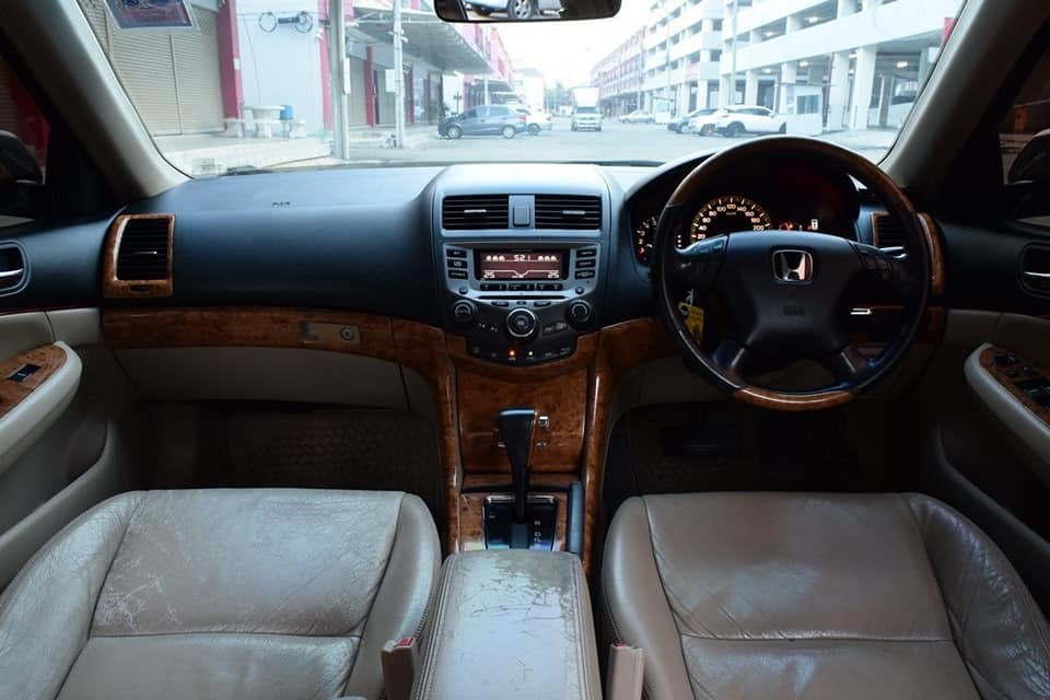 Honda Accord Gen 7 (ปลาวาฬ) ปี 2003 สีดำ (รูปที่ 9)