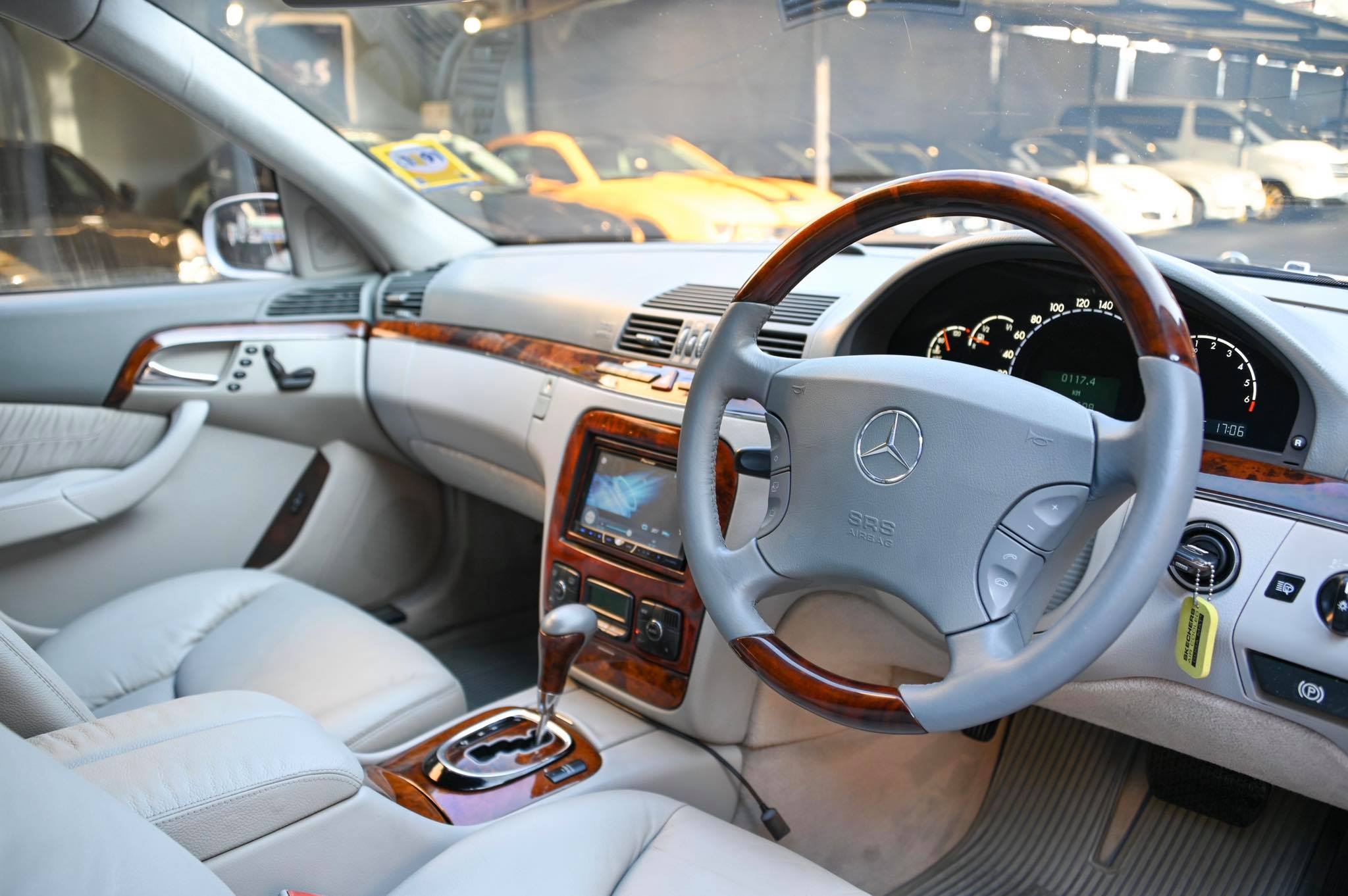 Mercedes-Benz S-Class W220 S280 ปี 1998 สีเงิน (รูปที่ 8)