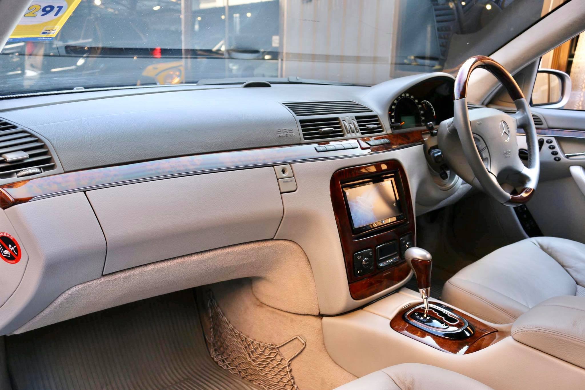 Mercedes-Benz S-Class W220 S280 ปี 1998 สีเงิน (รูปที่ 16)