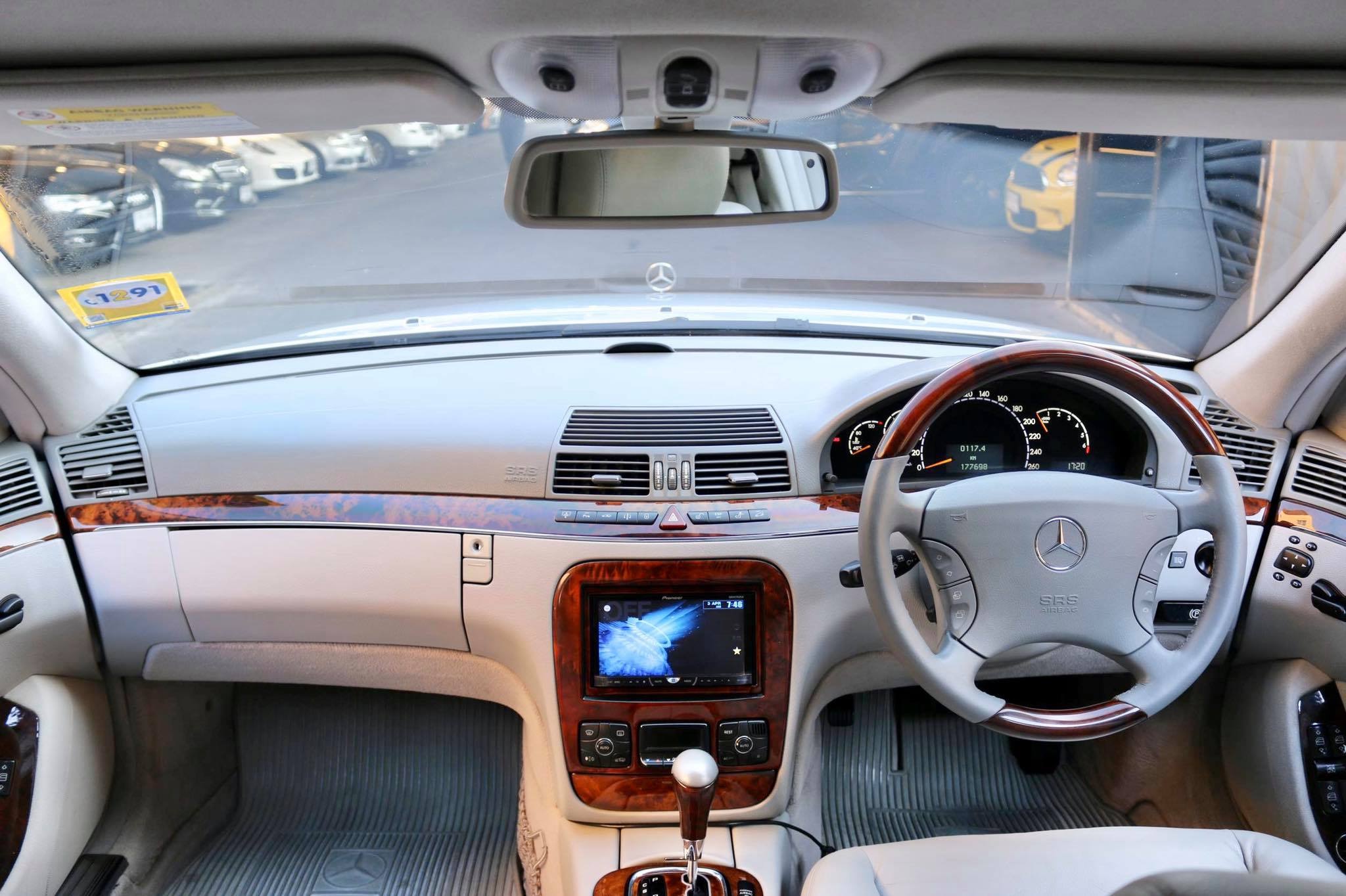 Mercedes-Benz S-Class W220 S280 ปี 1998 สีเงิน (รูปที่ 10)