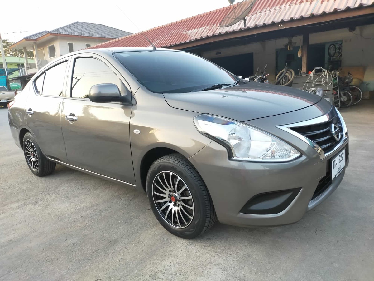 Nissan Almera ปี 2016 สีน้ำตาล (รูปที่ 3)