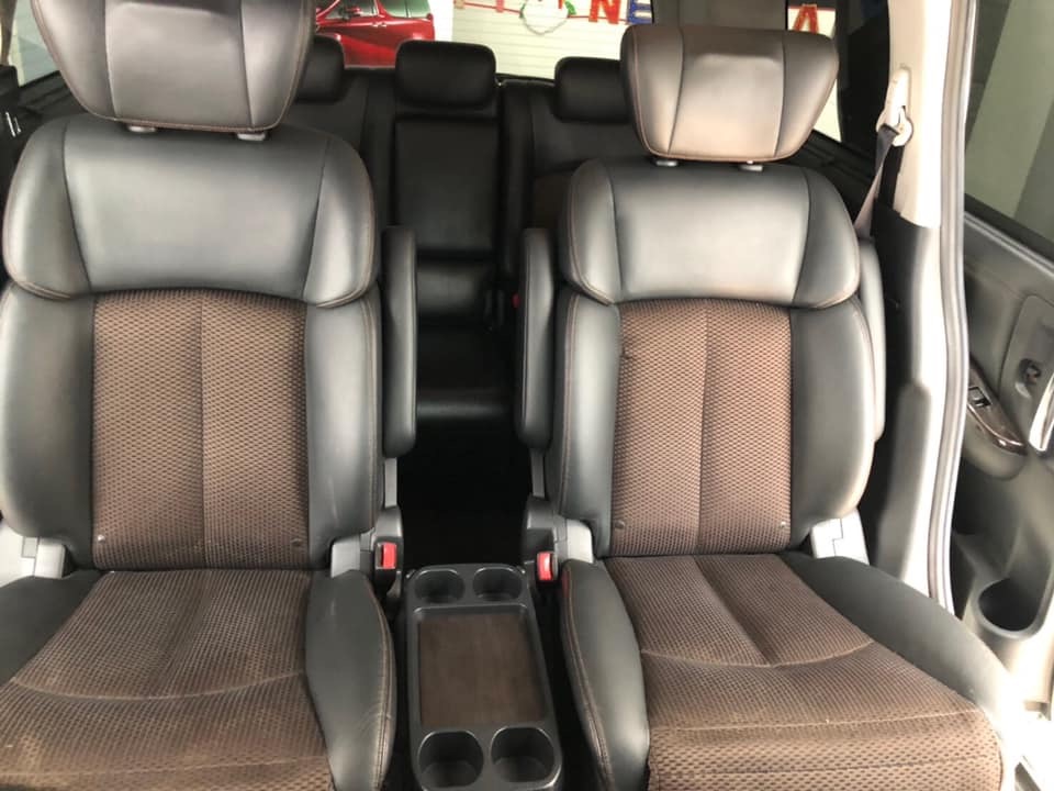Nissan Elgrand ปี 2010 สีขาว (รูปที่ 16)