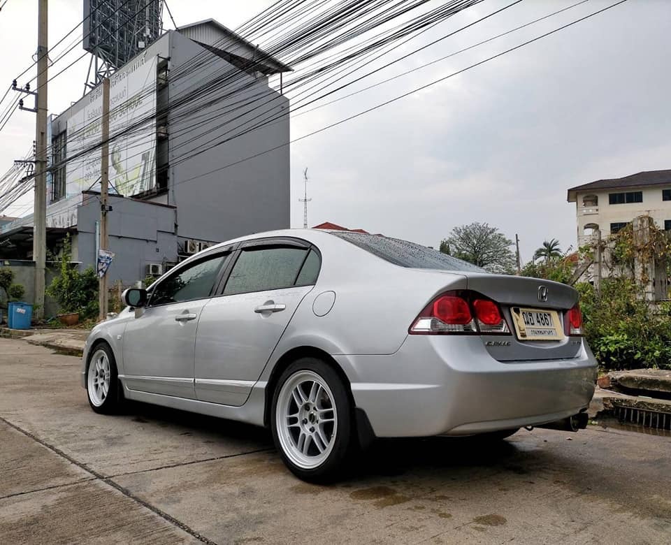 Honda Civic FD ปี 2009 สีเงิน (รูปที่ 6)