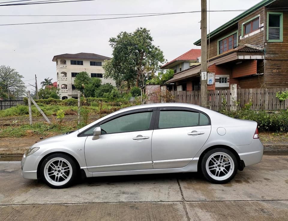 Honda Civic FD ปี 2009 สีเงิน (รูปที่ 5)