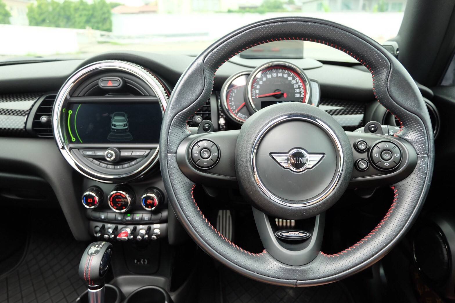 Mini Hatch (Cooper) Gen3 F56 (3 ประตู) ปี 2018 สีดำ (รูปที่ 8)