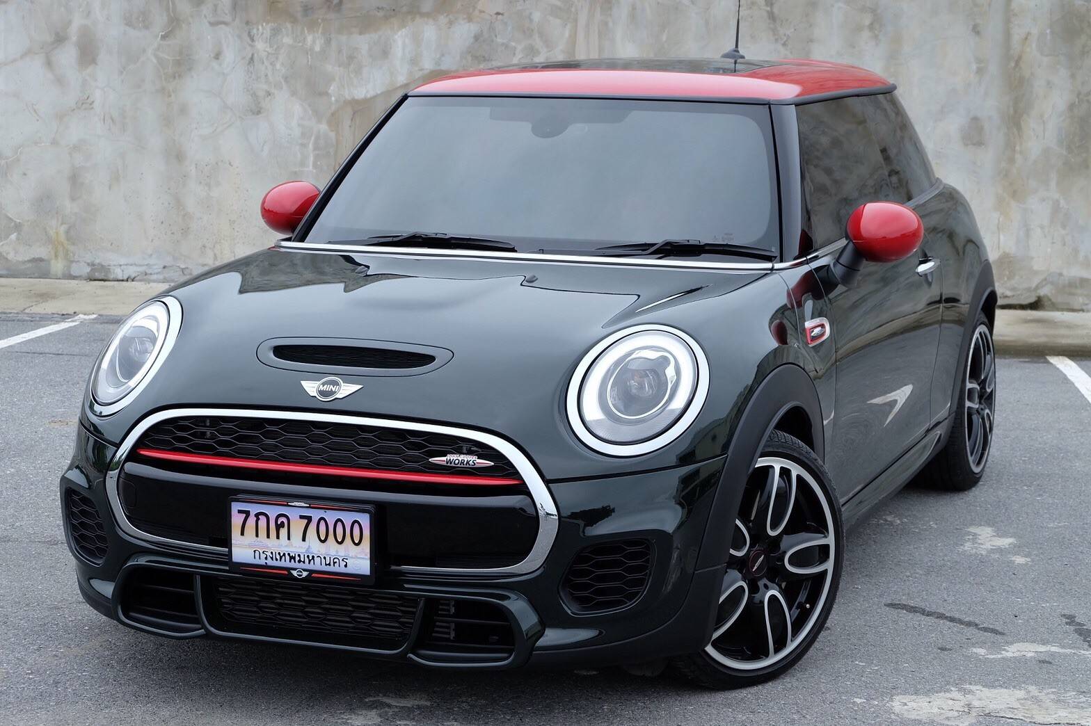 Mini Hatch (Cooper) Gen3 F56 (3 ประตู) ปี 2018 สีดำ