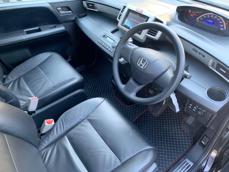 Honda Freed ปี 2012 สีน้ำตาล (รูปที่ 5)