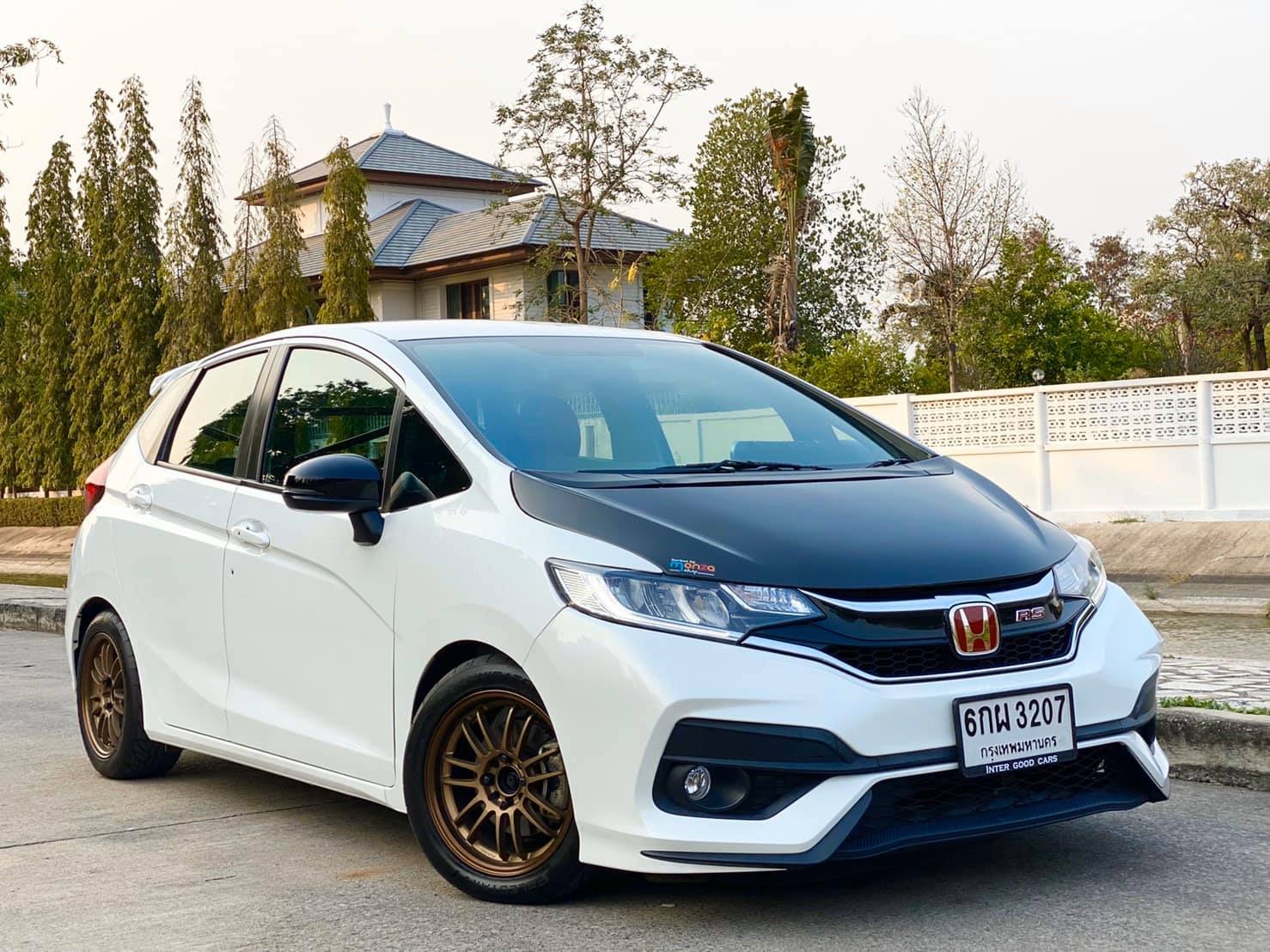 Honda Jazz GK ปี 2017 สีขาว (รูปที่ 10)