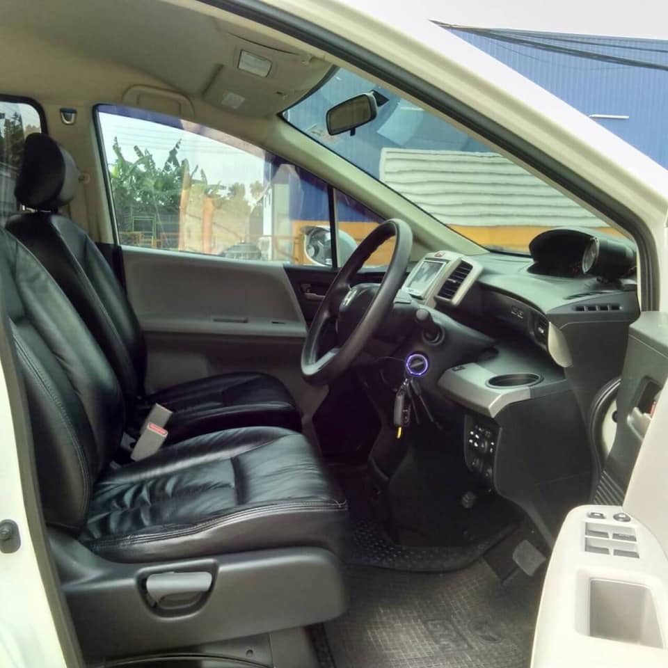 Honda Freed ปี 2012 สีขาว (รูปที่ 7)