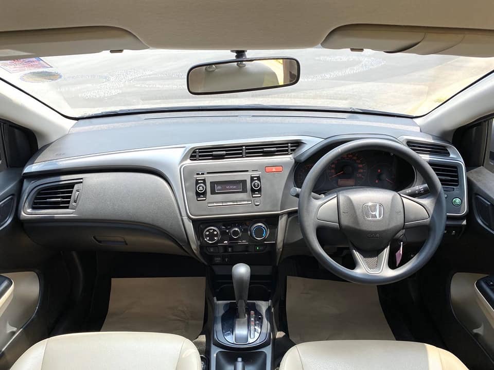 Honda City ปี 2015 สีเงิน (รูปที่ 10)