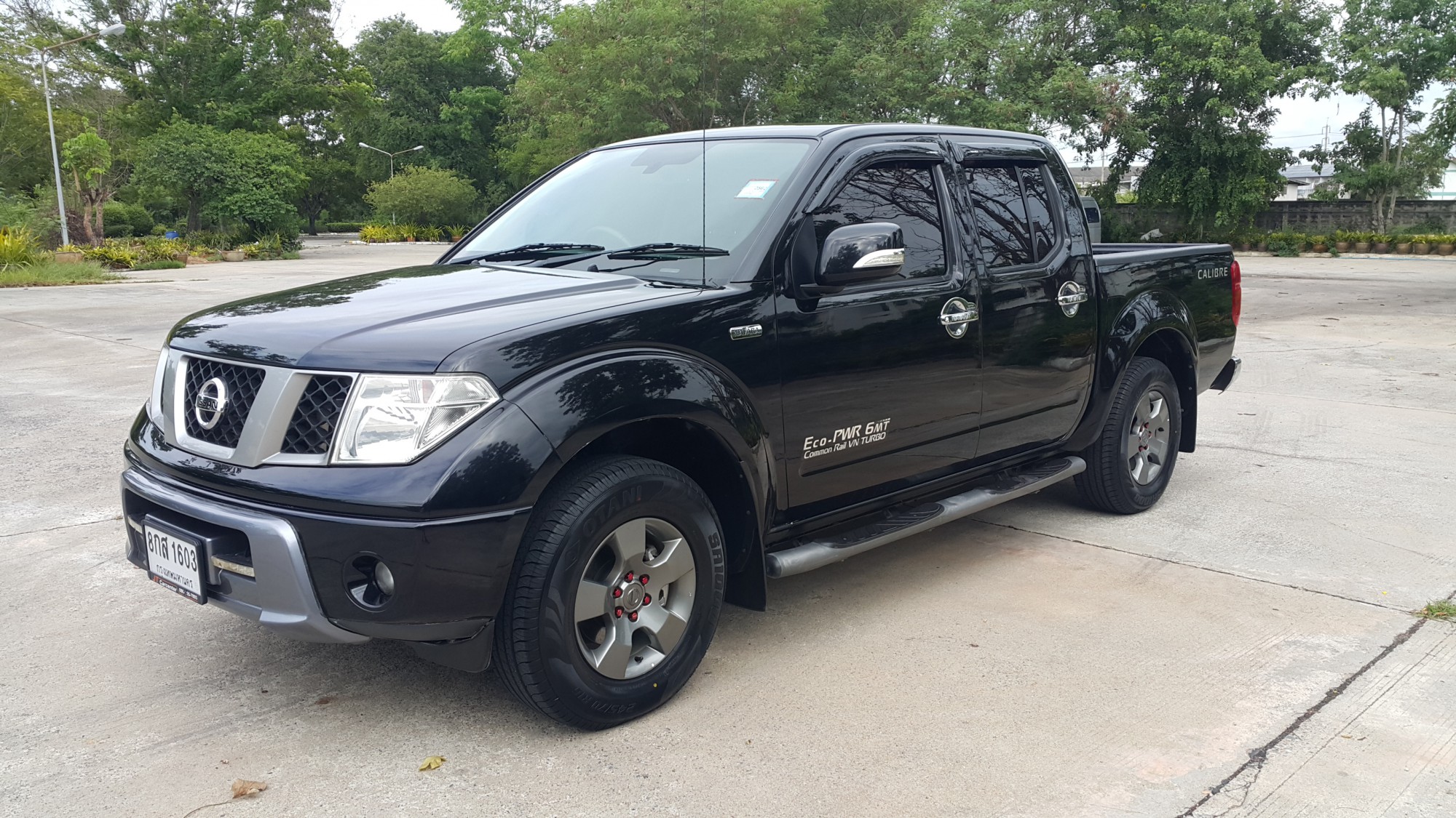 Nissan Frontier Navara ปี 2015 สีดำ
