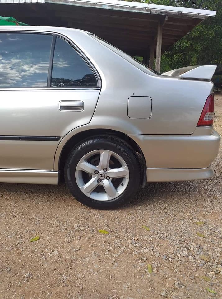 Honda City Type-Z ปี 2001 สีเงิน (รูปที่ 10)