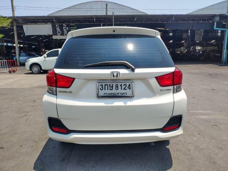 Honda Mobilio ปี 2014 สีขาว (รูปที่ 5)