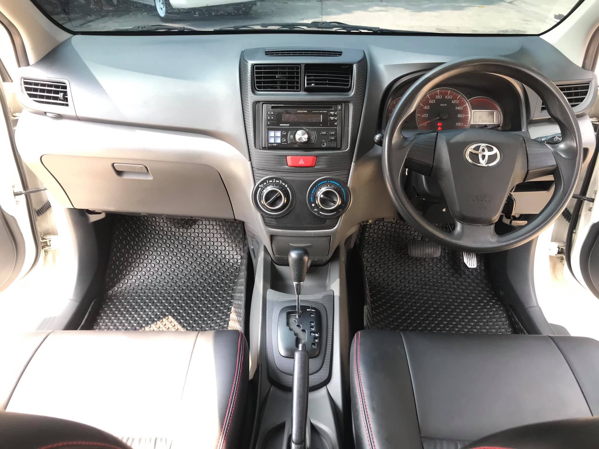Toyota Avanza ปี 2013 สีขาว (รูปที่ 15)