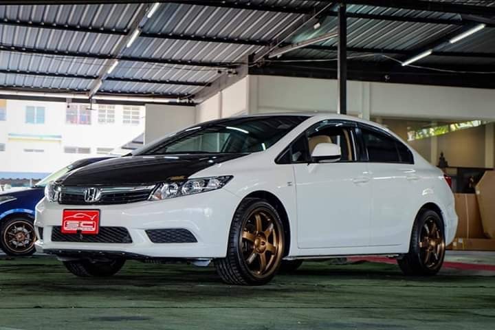 Honda Civic FB ปี 2012 สีขาว