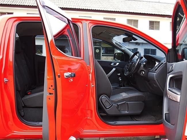 Ford Ranger 4 ประตู ปี 2013 สีแดง (รูปที่ 10)