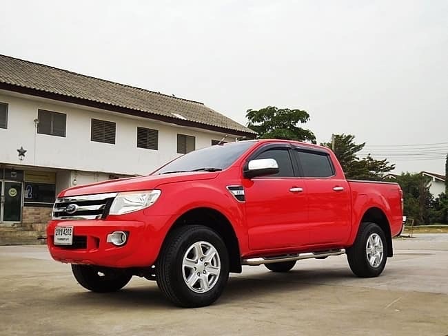 Ford Ranger 4 ประตู ปี 2013 สีแดง (รูปที่ 3)