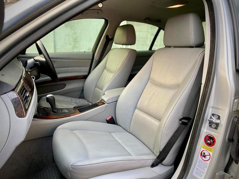 BMW 3 Series E90 320i ปี 2007 สีเงิน (รูปที่ 7)