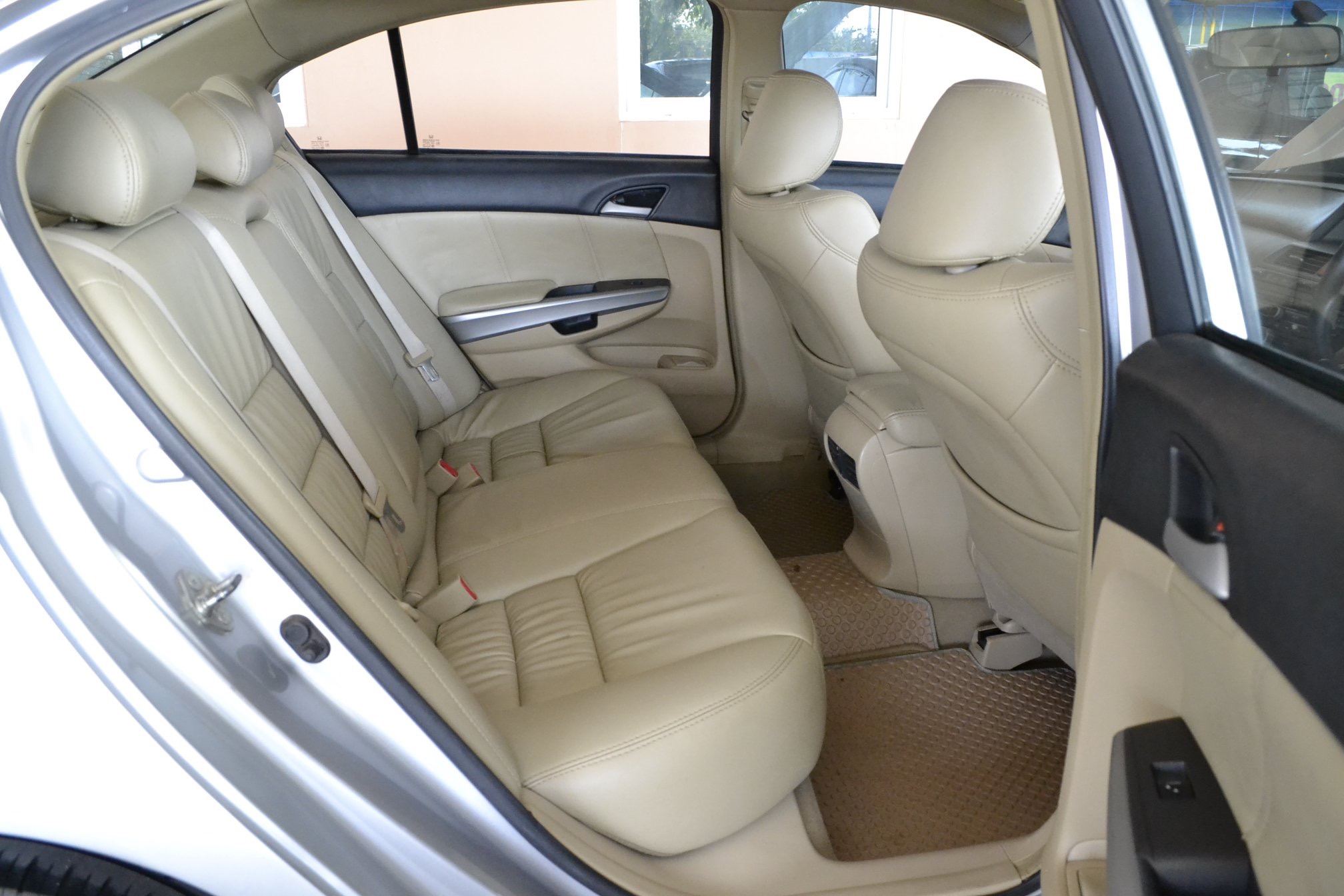 Honda Accord Gen 8 ปี 2008 สีเทา (รูปที่ 5)